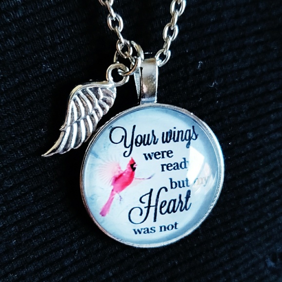 📚 20" NEW pkg Departed loved Red Cardinal Necklac - Picture 2 of 3